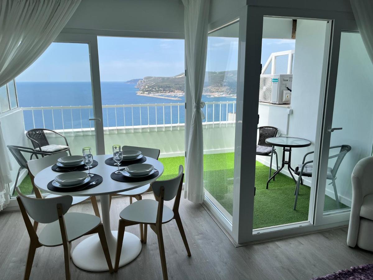Axenic Retreat - Panoramic Ocean View, Sleeps 4, Ensuite Bathroom, New Redesign Sesimbra Extérieur photo