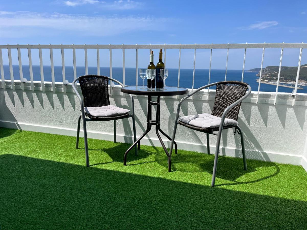 Axenic Retreat - Panoramic Ocean View, Sleeps 4, Ensuite Bathroom, New Redesign Sesimbra Extérieur photo