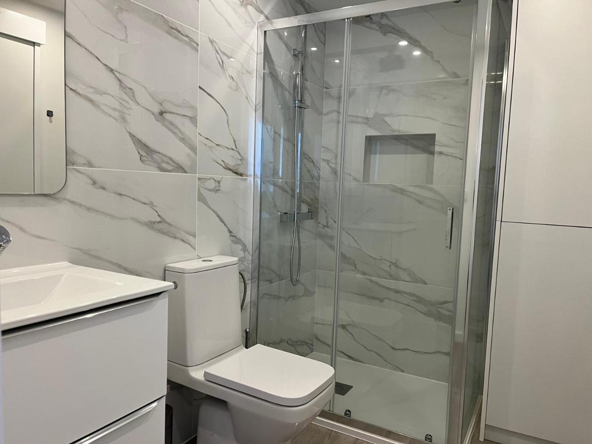 Axenic Retreat - Panoramic Ocean View, Sleeps 4, Ensuite Bathroom, New Redesign Sesimbra Extérieur photo
