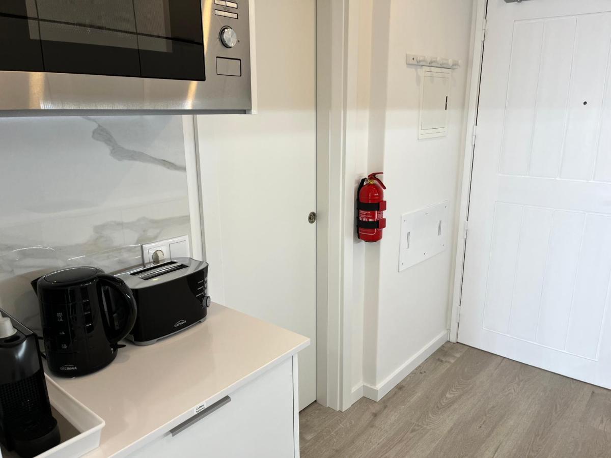 Axenic Retreat - Panoramic Ocean View, Sleeps 4, Ensuite Bathroom, New Redesign Sesimbra Extérieur photo